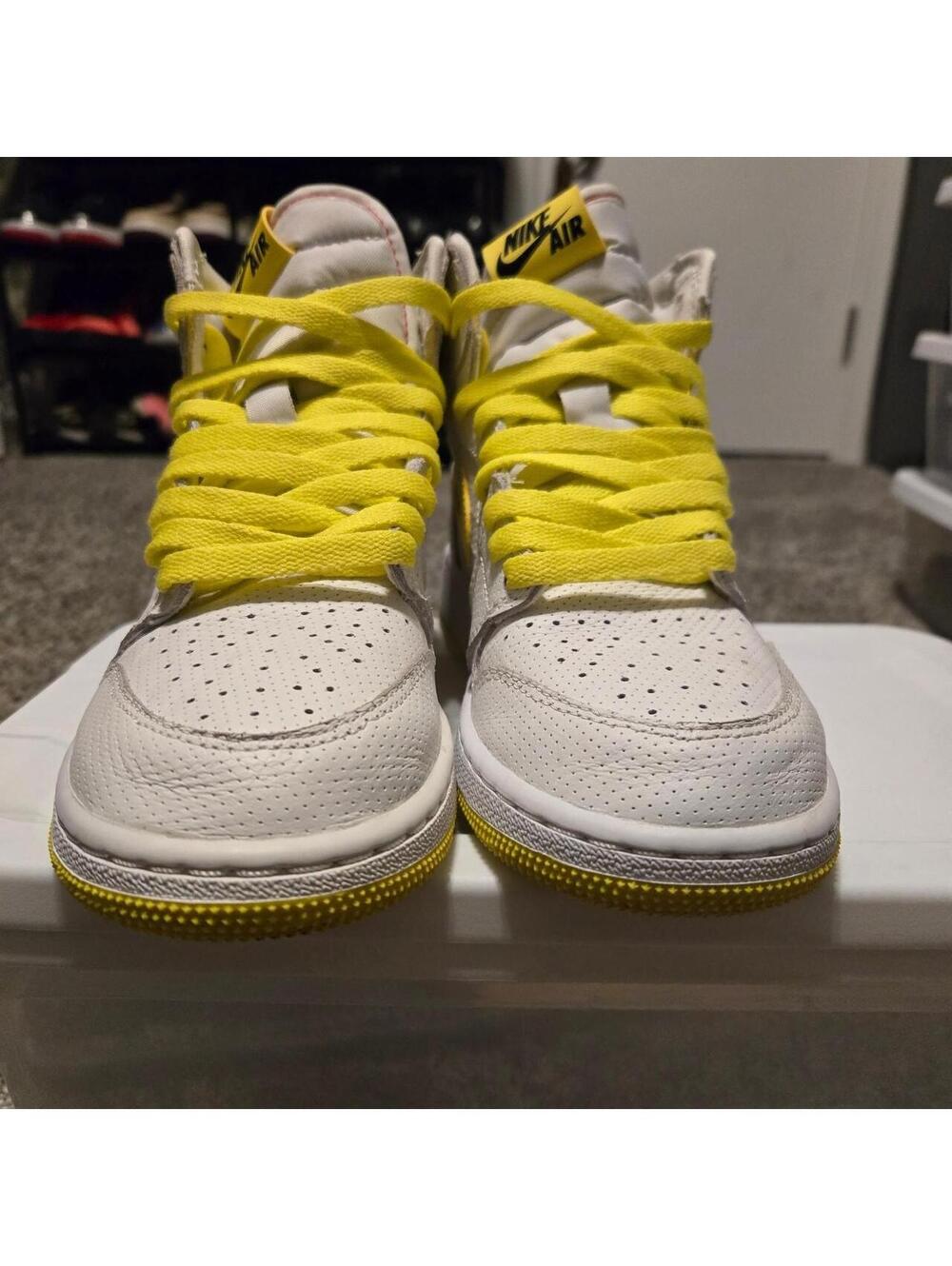 Jordan Kid's Yellow and White Trainer